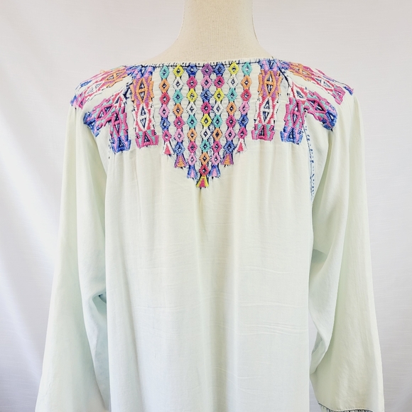 Soft Surroundings Mixteca Embroider Tunic Large - Picture 10 of 13